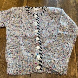 MAX, DARI Pearl Buttoned Sweater. Measures like a Large